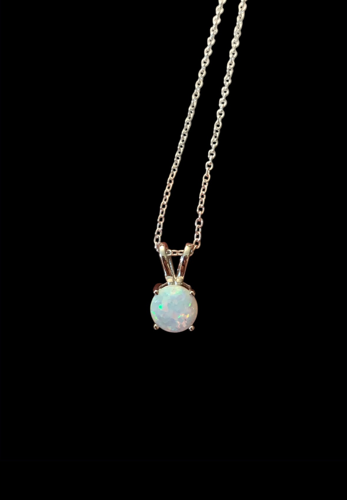 Minimalist White Opal Round Necklace
