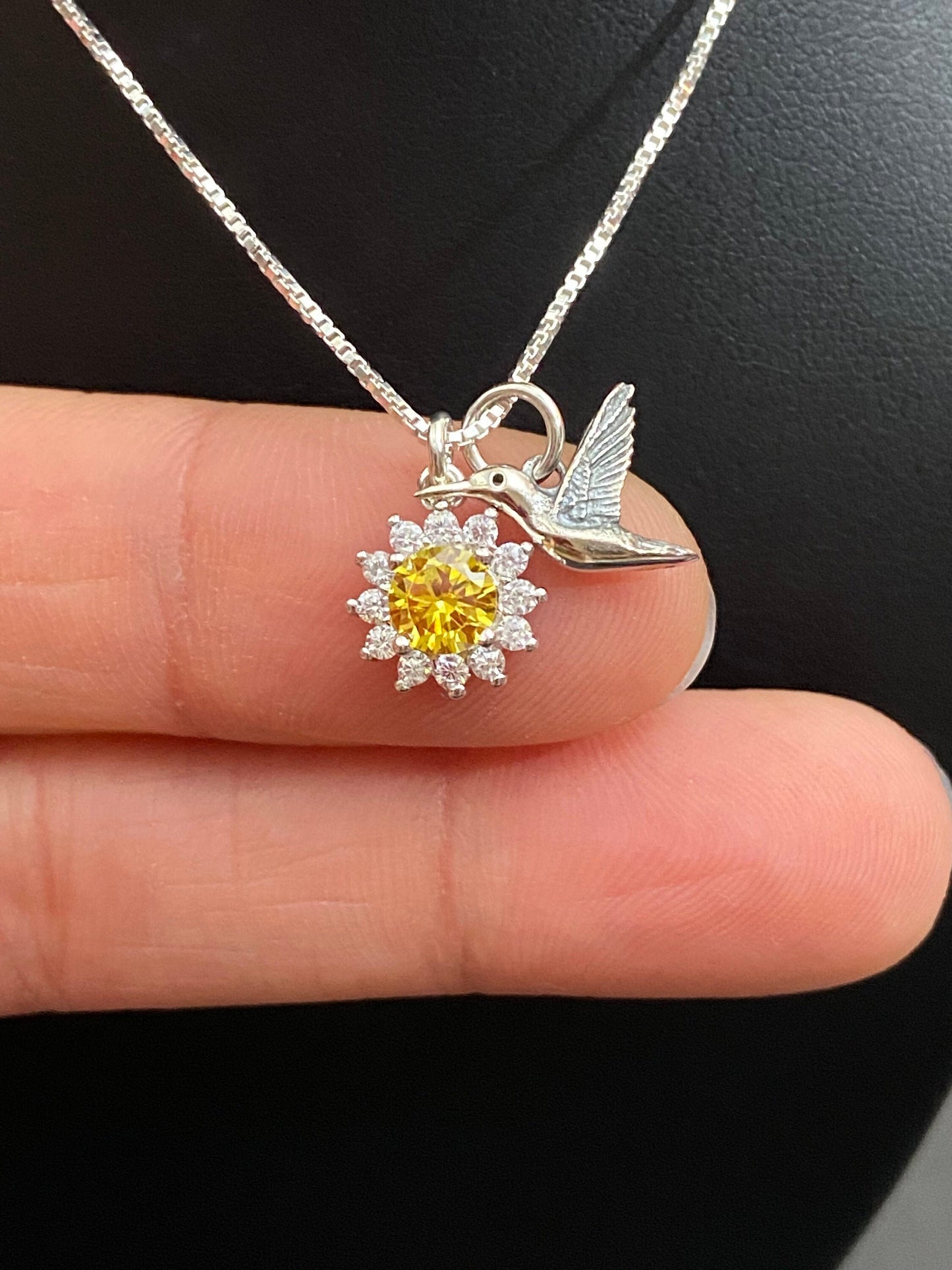 Daisy Hummingbird Necklace