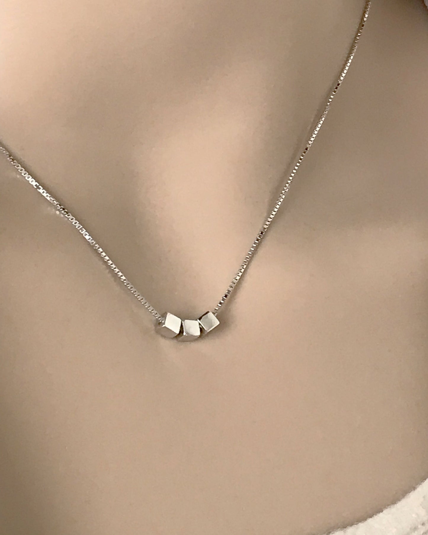 Three Beads Necklace
