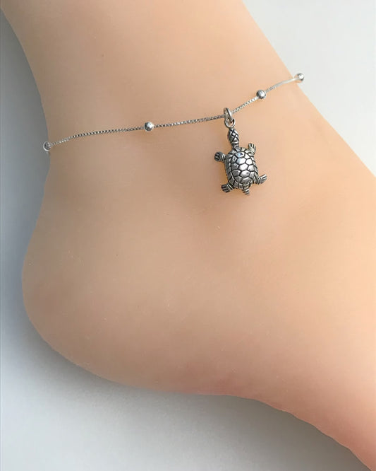 Dainty Turtle Anklet