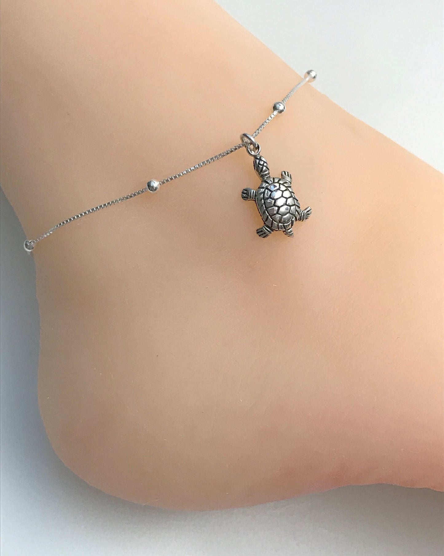 Dainty Turtle Anklet